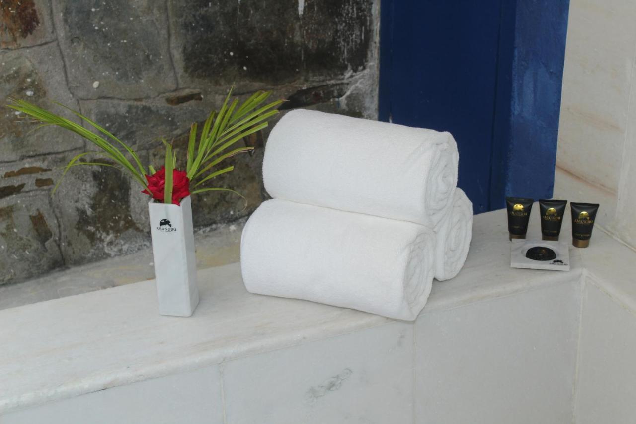 Executive Room Bathtub